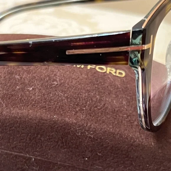 Tom Ford Cat Eyes Eyeglasses ($449) New